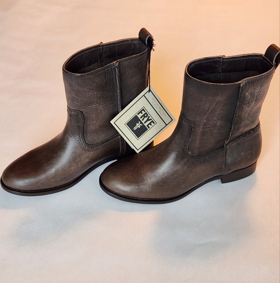 Frye Shoes - New! || FRYE || Cara booties, leather, flats, size 7.5,  distressed, round toe